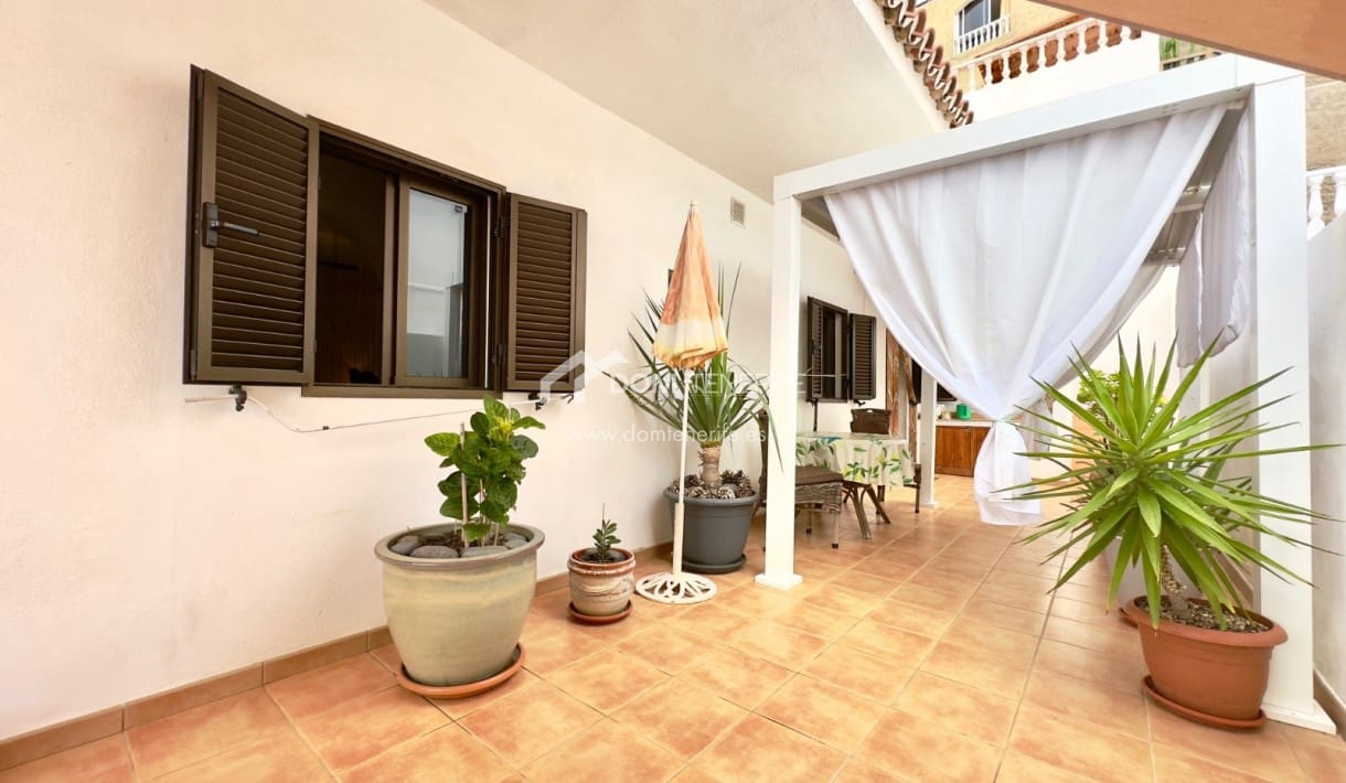 3 soveværelse Semi-Rækkehus til salg i Costa Adeje med garage - € 625.000 (Ref: 8358330)