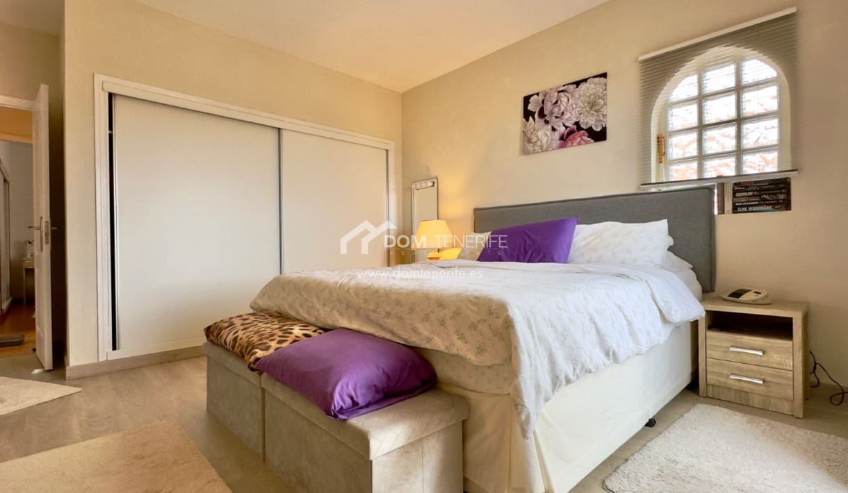 3 soveværelse Semi-Rækkehus til salg i Costa Adeje med garage - € 625.000 (Ref: 8358330)