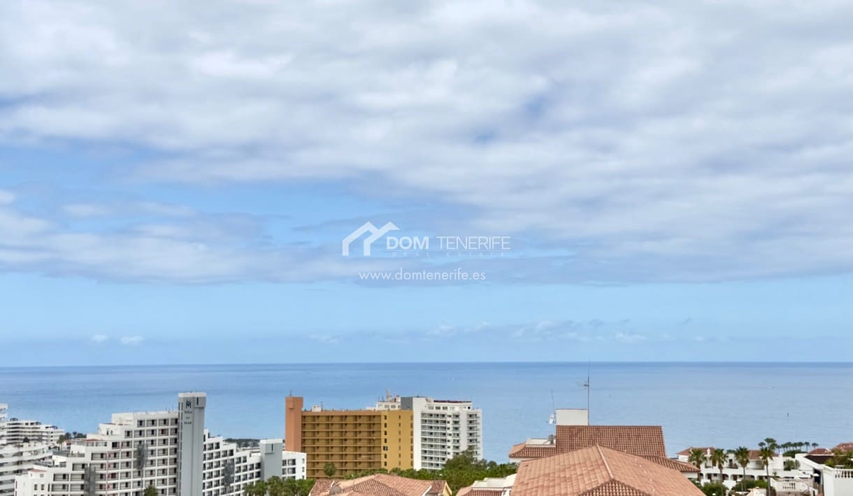 3 soveværelse Semi-Rækkehus til salg i Costa Adeje med garage - € 625.000 (Ref: 8358330)