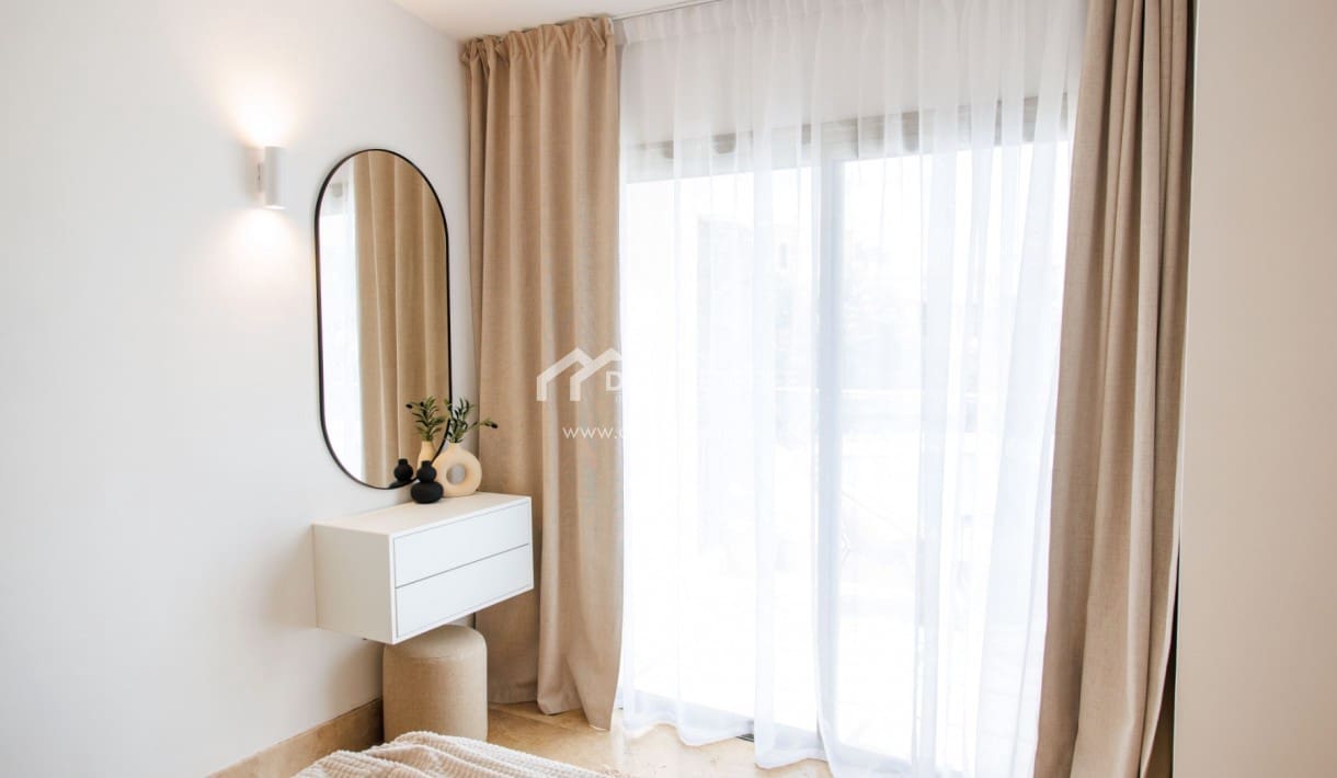 2 soveværelse Byhus til salg i Amarilla Golf med swimmingpool - € 630.000 (Ref: 8387544)