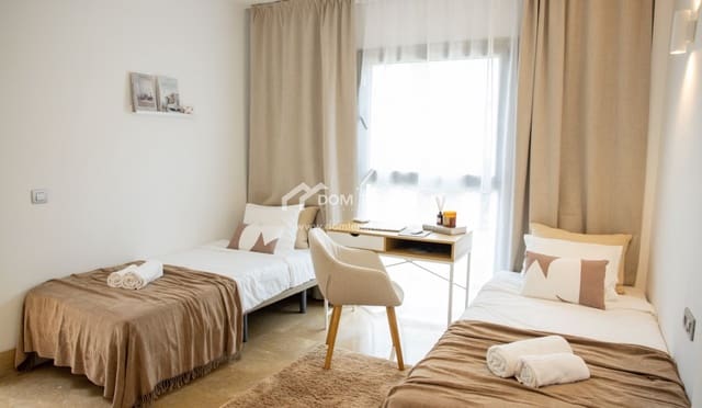 2 sypialnia Dom na sprzedaż w Amarilla Golf, San Miguel de Abona z basenem - 630 000 € (Ref: 8387544)