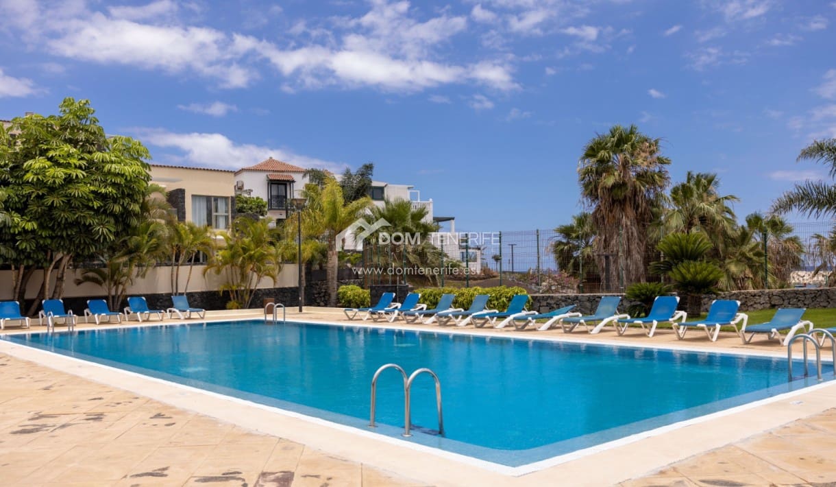 2 soveværelse Byhus til salg i Amarilla Golf med swimmingpool - € 630.000 (Ref: 8387544)