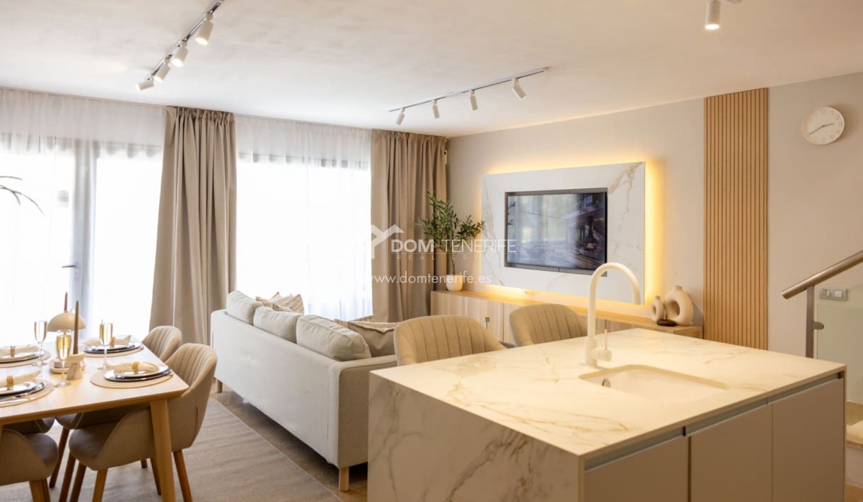 2 soveværelse Byhus til salg i Amarilla Golf med swimmingpool - € 630.000 (Ref: 8387544)