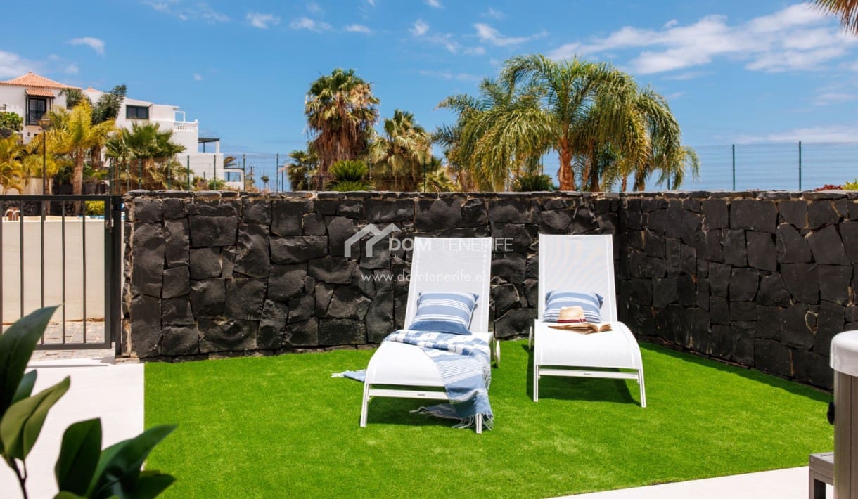 2 soveværelse Byhus til salg i Amarilla Golf med swimmingpool - € 630.000 (Ref: 8387544)