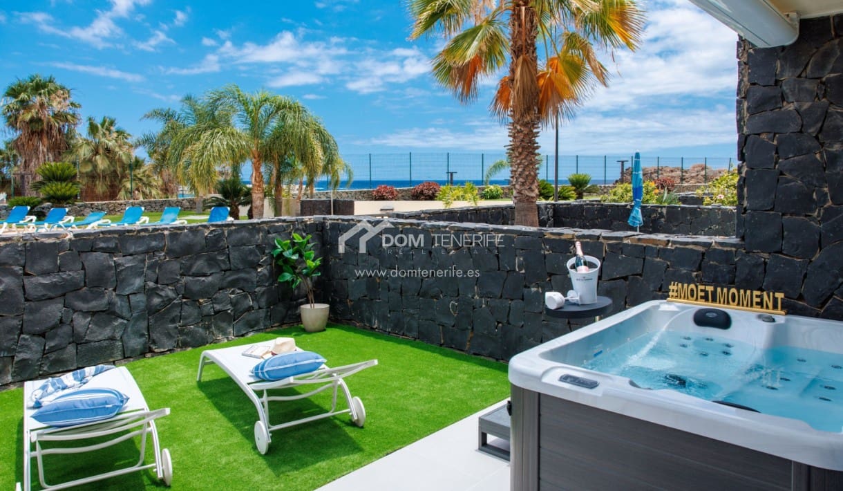 2 soveværelse Byhus til salg i Amarilla Golf med swimmingpool - € 630.000 (Ref: 8387544)