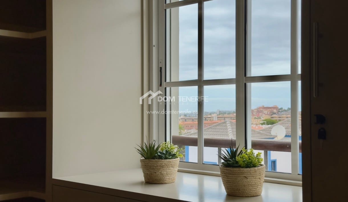 3 soveværelse Villa til salg i Adeje med swimmingpool garage - € 1.490.000 (Ref: 8408505)