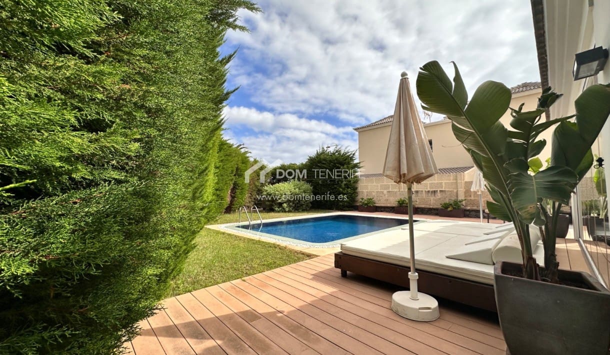 3 soveværelse Villa til salg i Adeje med swimmingpool garage - € 1.490.000 (Ref: 8408505)