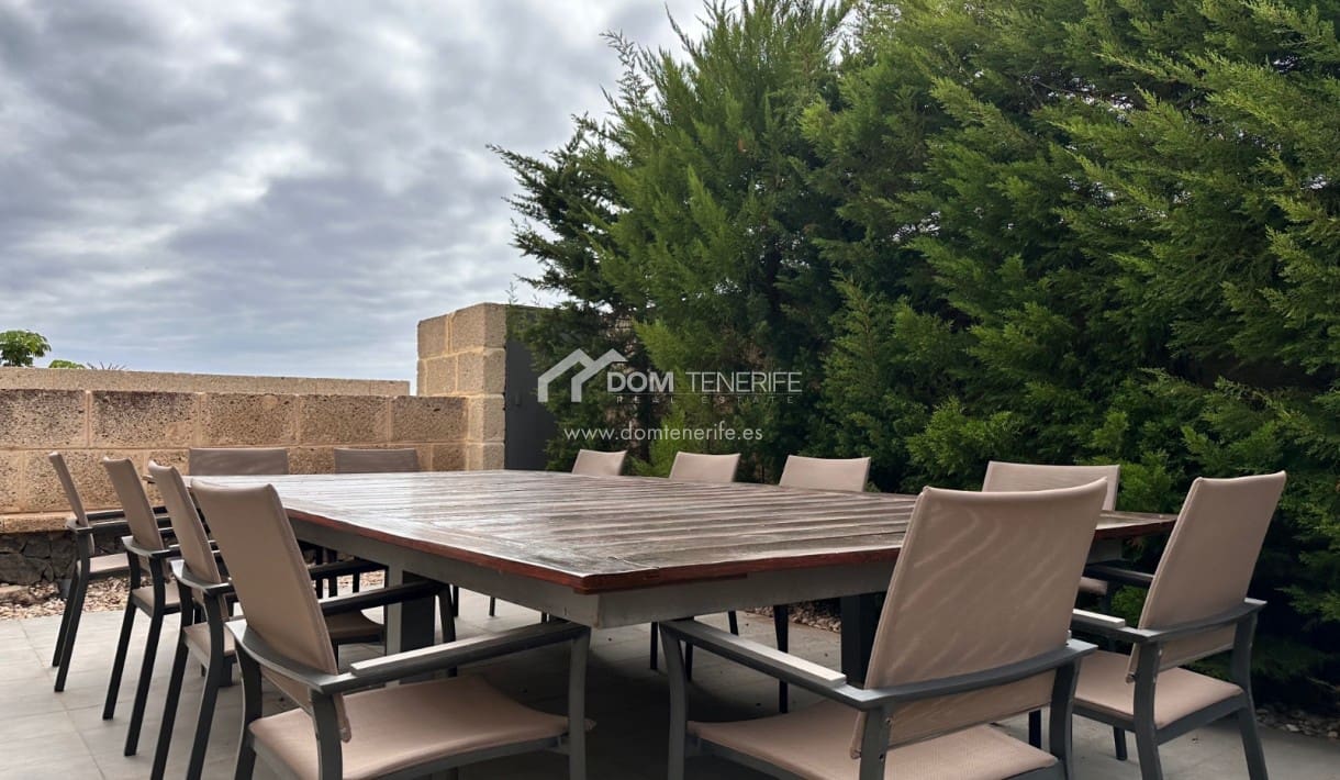 3 soveværelse Villa til salg i Adeje med swimmingpool garage - € 1.490.000 (Ref: 8408505)