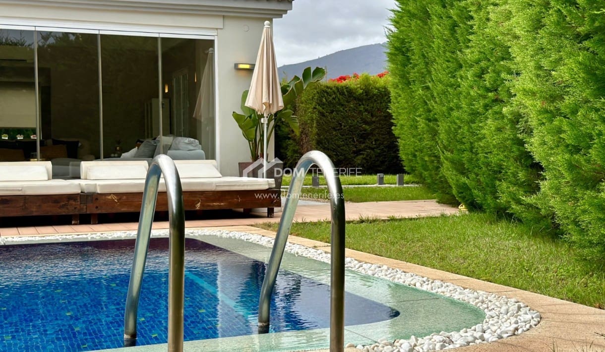 3 soveværelse Villa til salg i Adeje med swimmingpool garage - € 1.490.000 (Ref: 8408505)