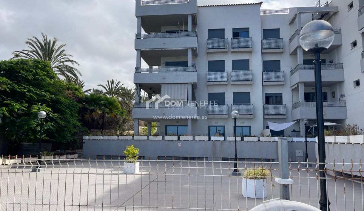 1 slaapkamer Appartement te huur in Playa Paraiso met zwembad - € 1.250 (Ref: 8482417)