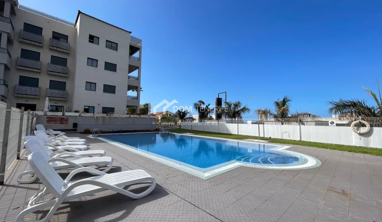 1 slaapkamer Appartement te huur in Playa Paraiso met zwembad - € 1.250 (Ref: 8482417)