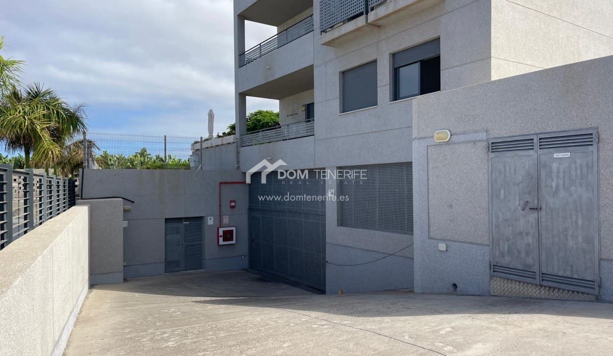 1 slaapkamer Appartement te huur in Playa Paraiso met zwembad - € 1.250 (Ref: 8482417)