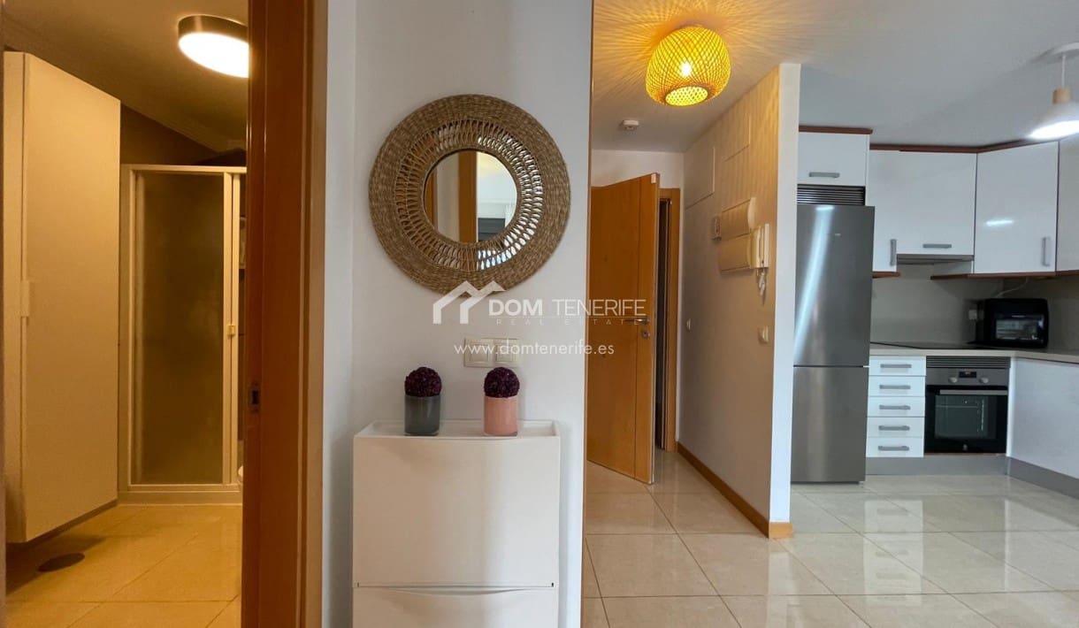 1 slaapkamer Appartement te huur in Playa Paraiso met zwembad - € 1.250 (Ref: 8482417)