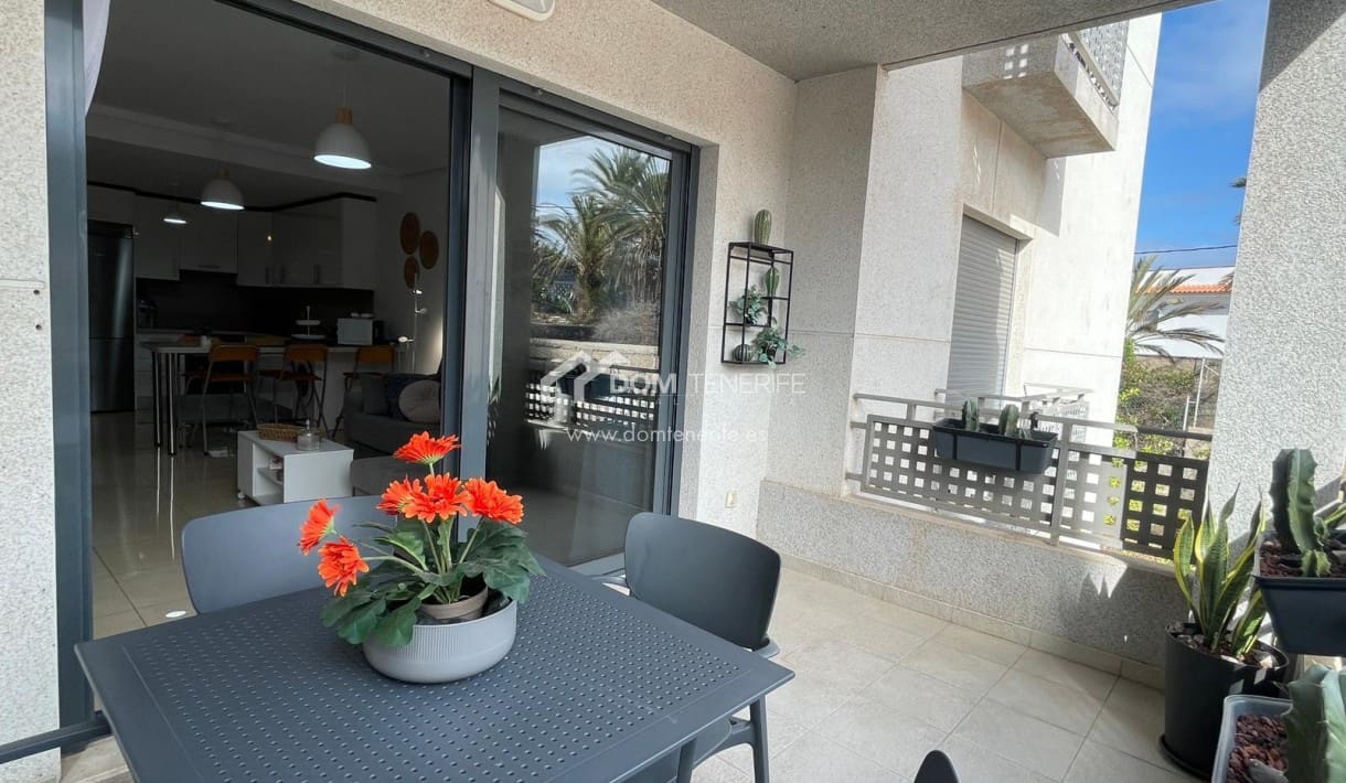 1 slaapkamer Appartement te huur in Playa Paraiso met zwembad - € 1.250 (Ref: 8482417)