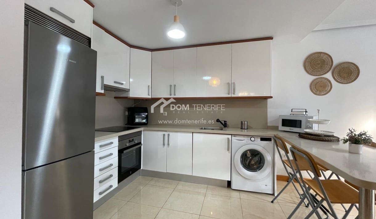 1 slaapkamer Appartement te huur in Playa Paraiso met zwembad - € 1.250 (Ref: 8482417)