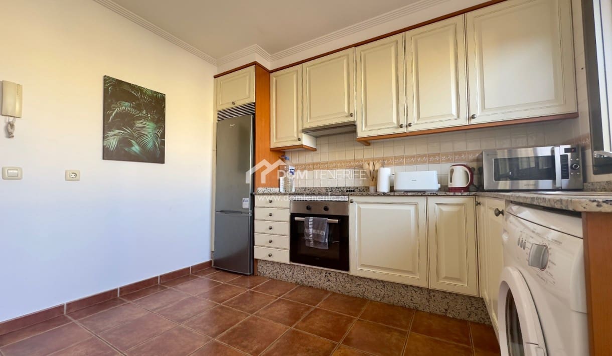 2 quarto Casa em Banda para arrendar em La Tejita com piscina - 1 300 € (Ref: 8560239)