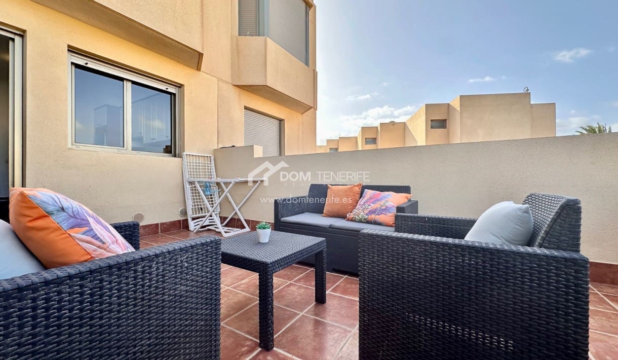 2 quarto Casa em Banda para arrendar em La Tejita com piscina - 1 300 € (Ref: 8560239)