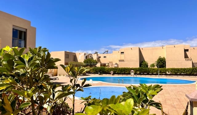 2 quarto Casa em Banda para arrendar em La Tejita, Granadilla de Abona com piscina - 1 300 € (Ref: 8560239)