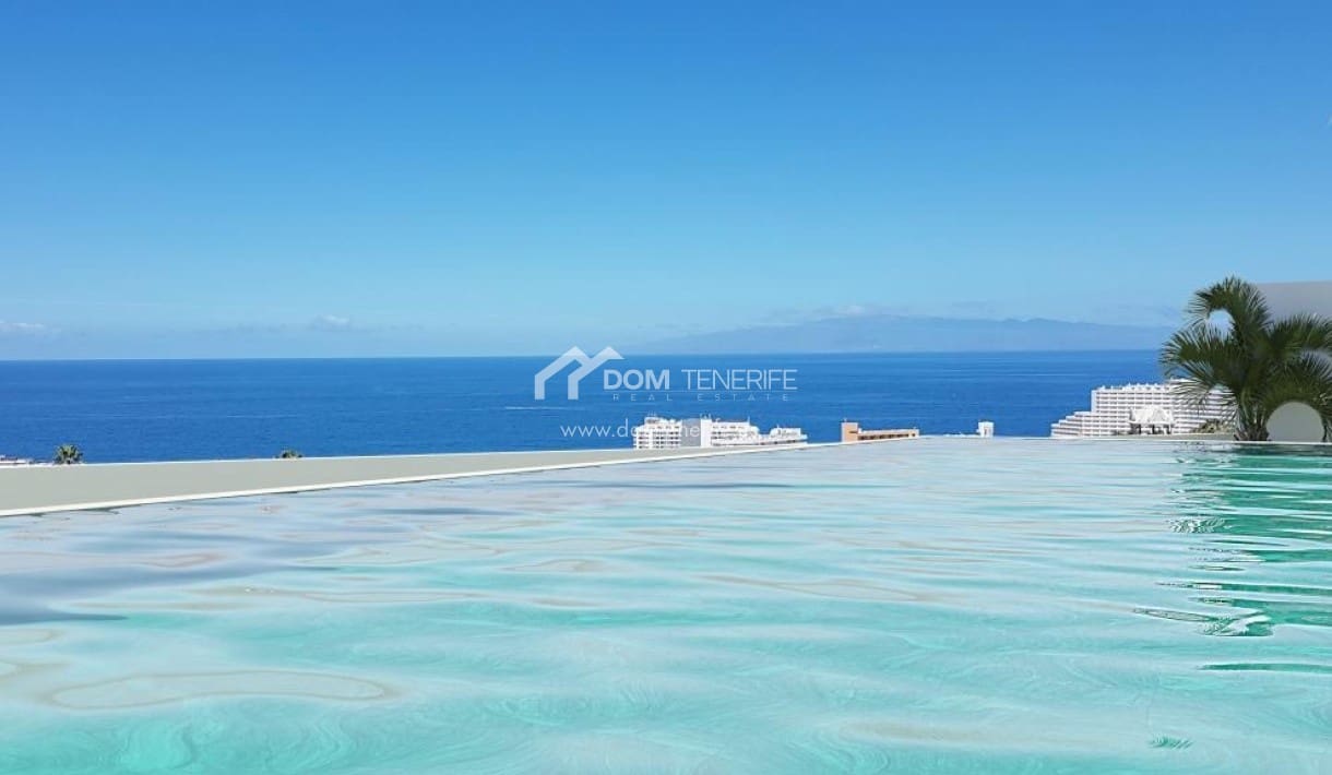 3 chambre Villa/Maison à vendre à Costa Adeje avec piscine garage - 2 700 000 € (Ref: 8623192)