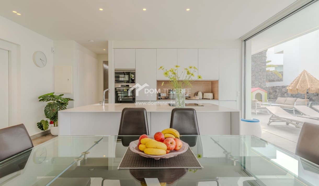 4 soveværelse Villa til salg i Callao Salvaje med swimmingpool garage - € 1.650.000 (Ref: 8647271)