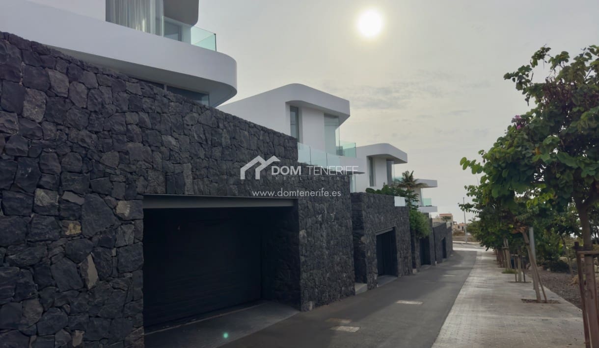 4 soveværelse Villa til salg i Callao Salvaje med swimmingpool garage - € 1.650.000 (Ref: 8647271)