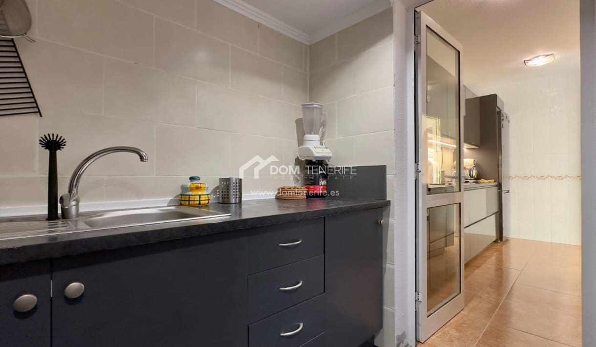 3 bedroom Townhouse for sale in Roque del Conde with pool garage - € 580,000 (Ref: 8653502)