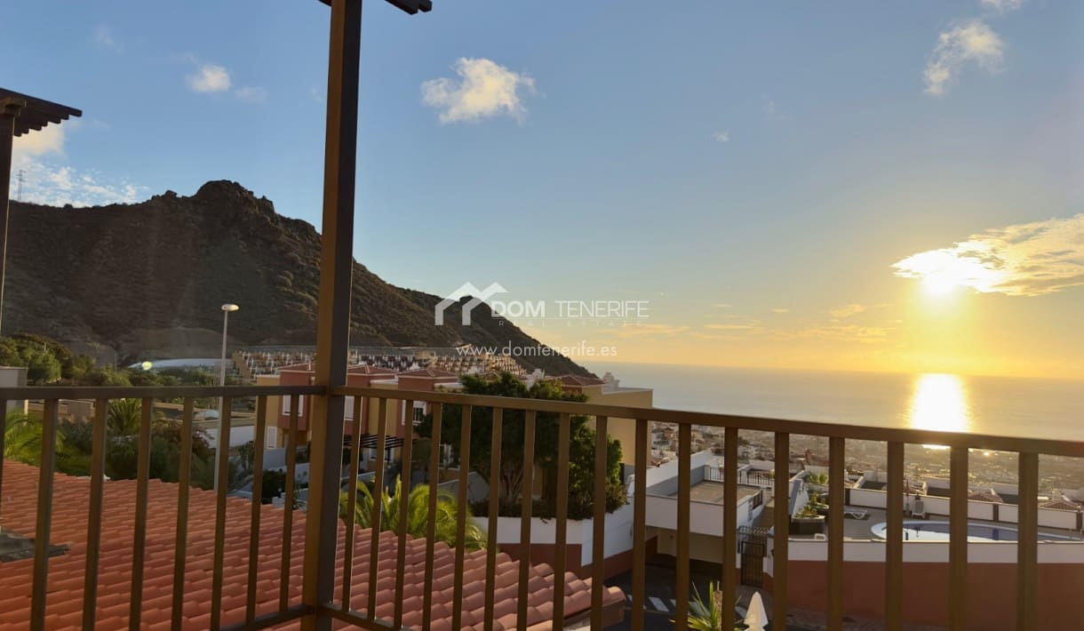 3 bedroom Townhouse for sale in Roque del Conde with pool garage - € 580,000 (Ref: 8653502)