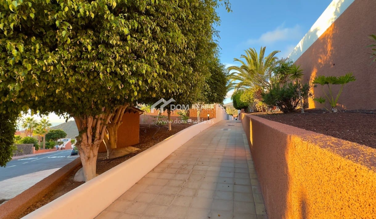3 bedroom Townhouse for sale in Roque del Conde with pool garage - € 580,000 (Ref: 8653502)
