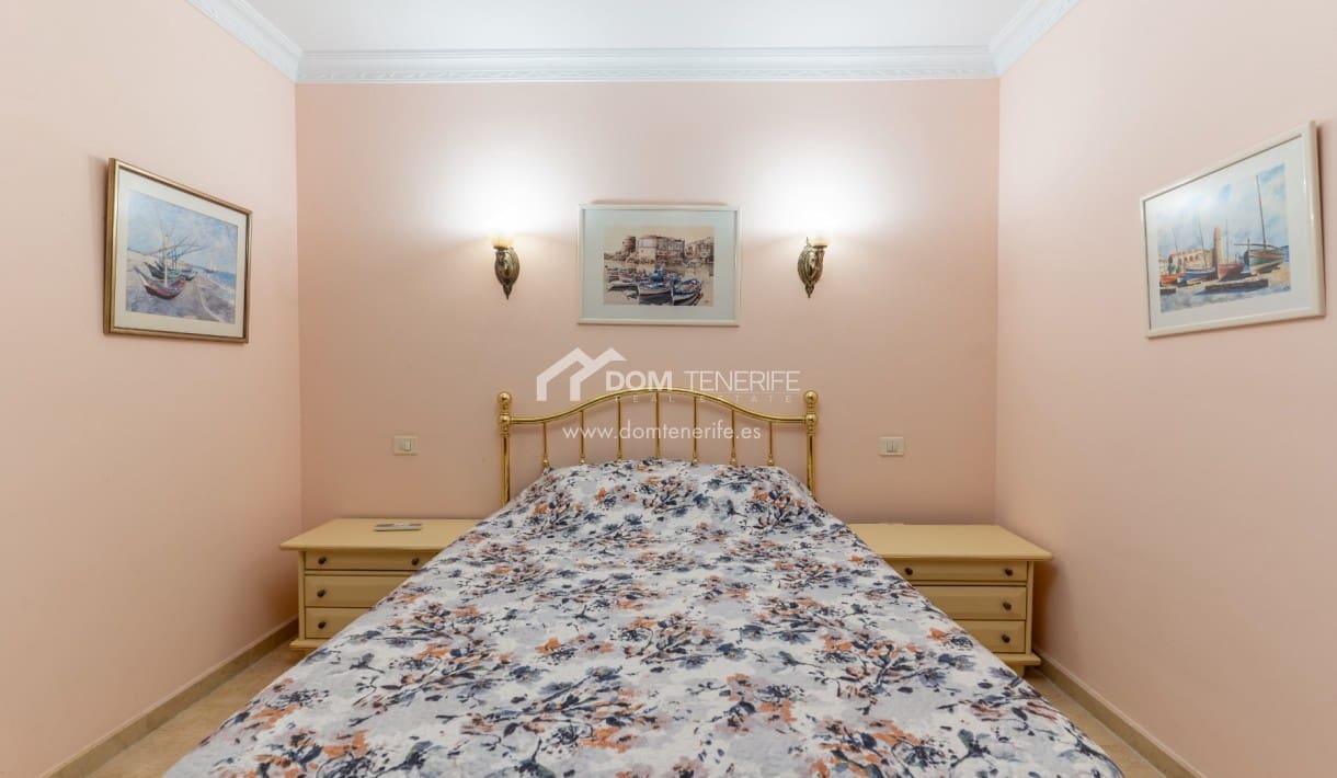 3 makuuhuone Huvila myytävänä paikassa Guia de Isora mukana uima-altaan - 1 080 000 € (Ref: 8678791)