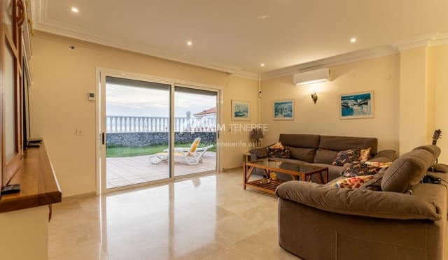 3 Zimmer Villa zu verkaufen in Guía de Isora mit Pool - 1.080.000 € (Ref: 8678791)