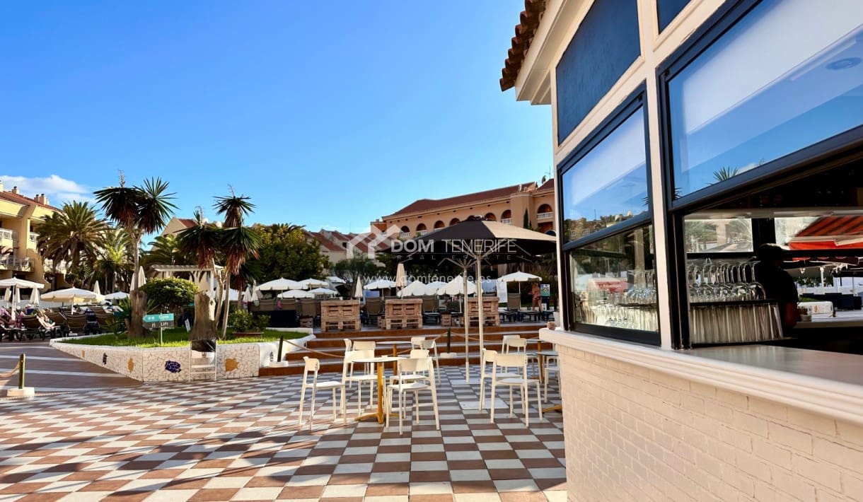 1 soveværelse Lejlighed til salg i Playa de las Americas med swimmingpool - € 385.000 (Ref: 8734760)