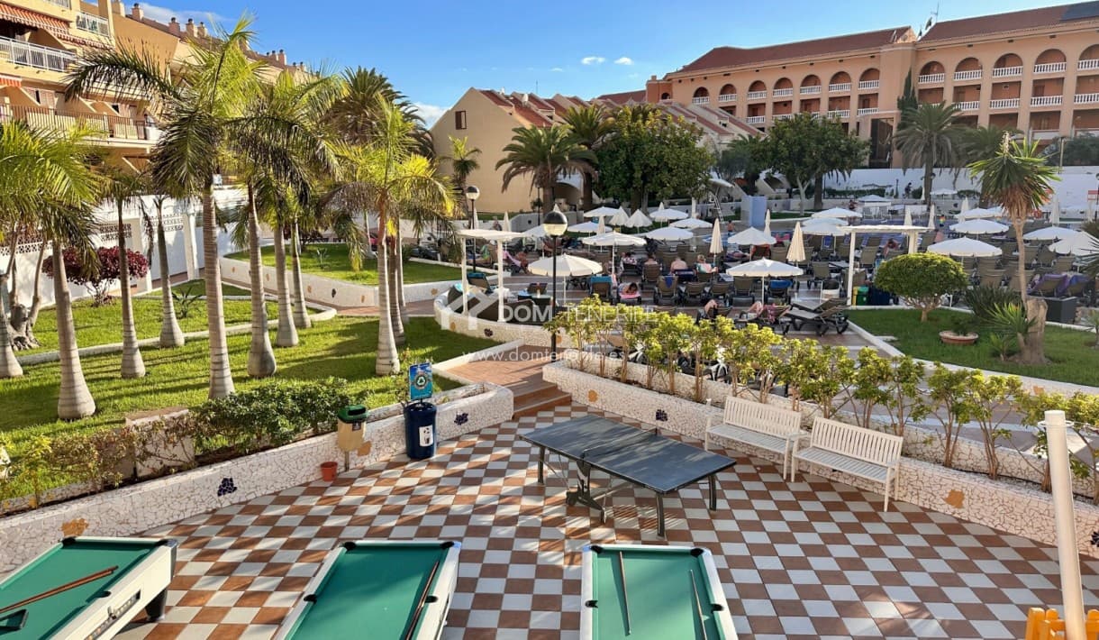 1 soveværelse Lejlighed til salg i Playa de las Americas med swimmingpool - € 385.000 (Ref: 8734760)