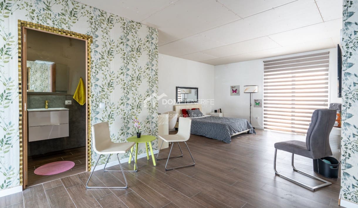 3 soveværelse Byhus til salg i Roque del Conde med swimmingpool garage - € 790.000 (Ref: 8736062)