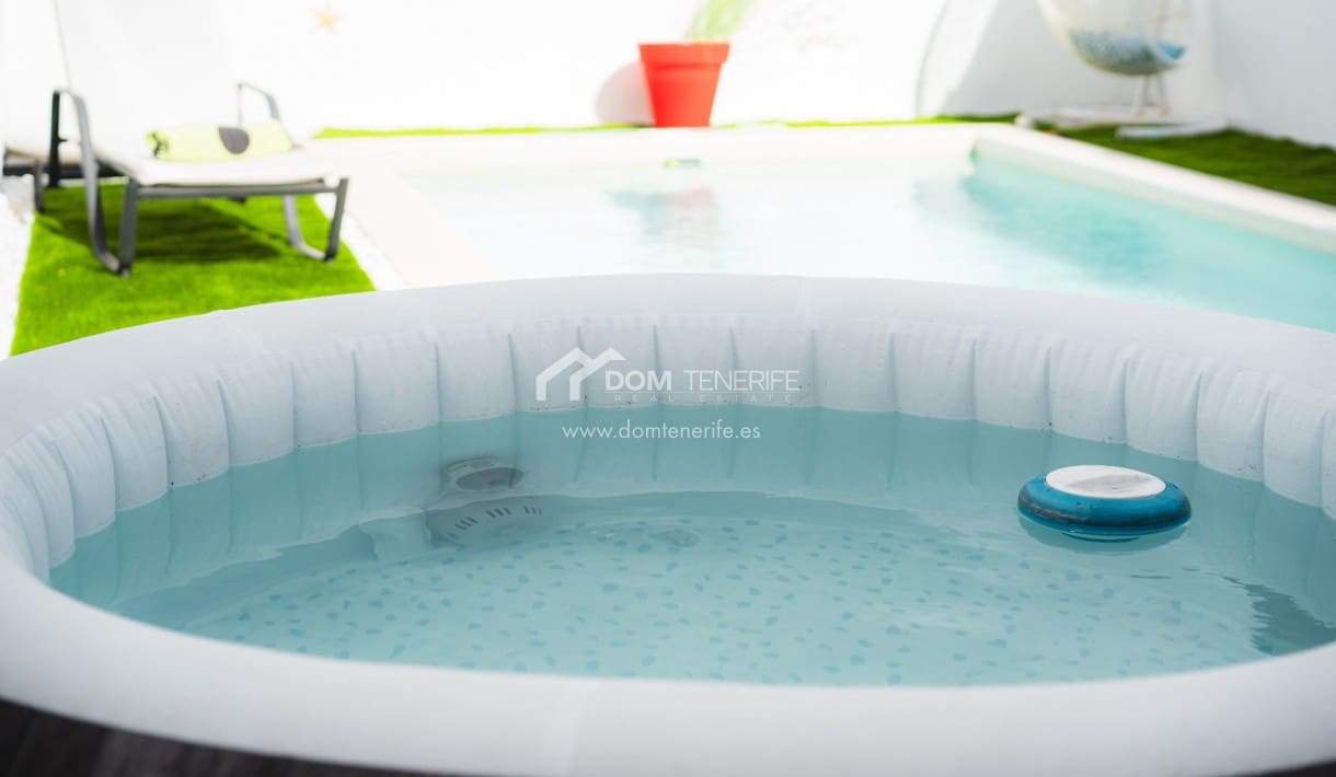 3 soveværelse Byhus til salg i Roque del Conde med swimmingpool garage - € 790.000 (Ref: 8736062)