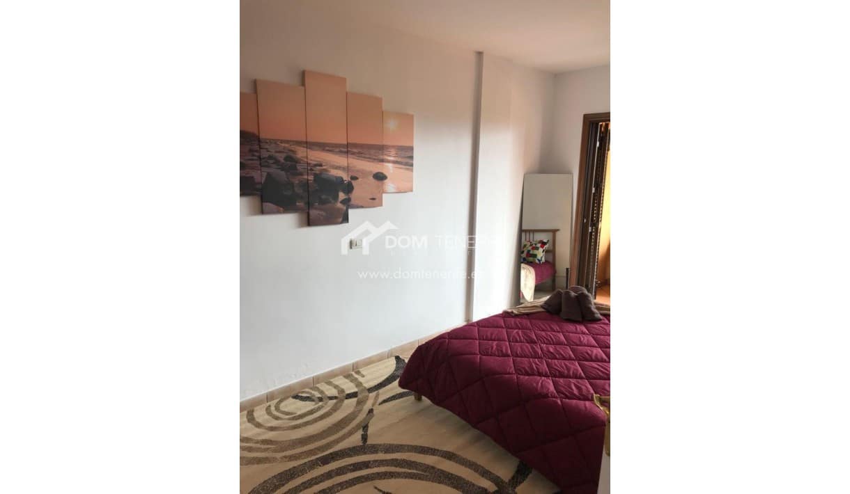 3 soveværelse Lejlighed til salg i Playa del Duque med swimmingpool - € 525.000 (Ref: 8759144)