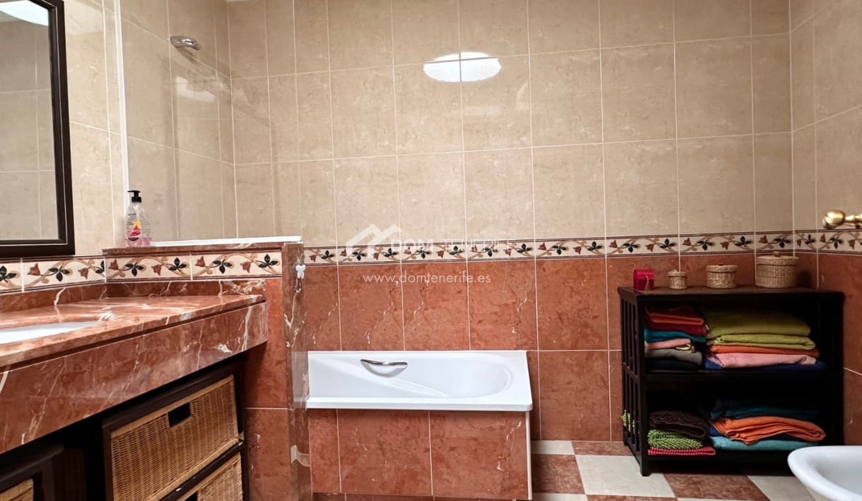 2 soveværelse Byhus til salg i La Tejita med swimmingpool - € 390.000 (Ref: 8788061)