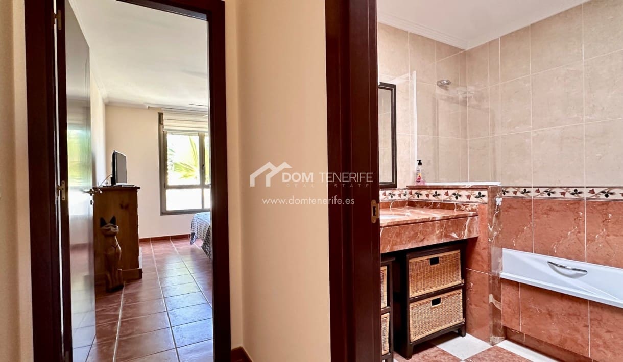 2 soveværelse Byhus til salg i La Tejita med swimmingpool - € 390.000 (Ref: 8788061)