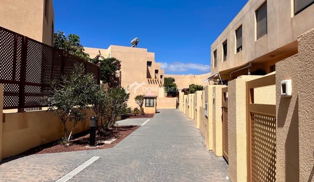 2 bedroom Townhouse for sale in La Tejita, Granadilla de Abona with pool - € 390,000 (Ref: 8788061)