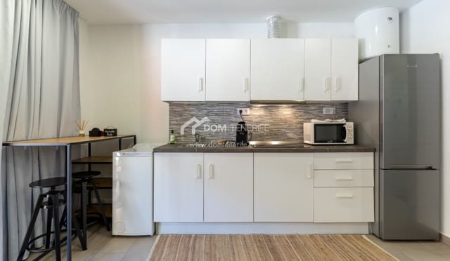 1 chambre Appartement à vendre à Playa de las Americas, Arona - 300 000 € (Ref: 8873208)