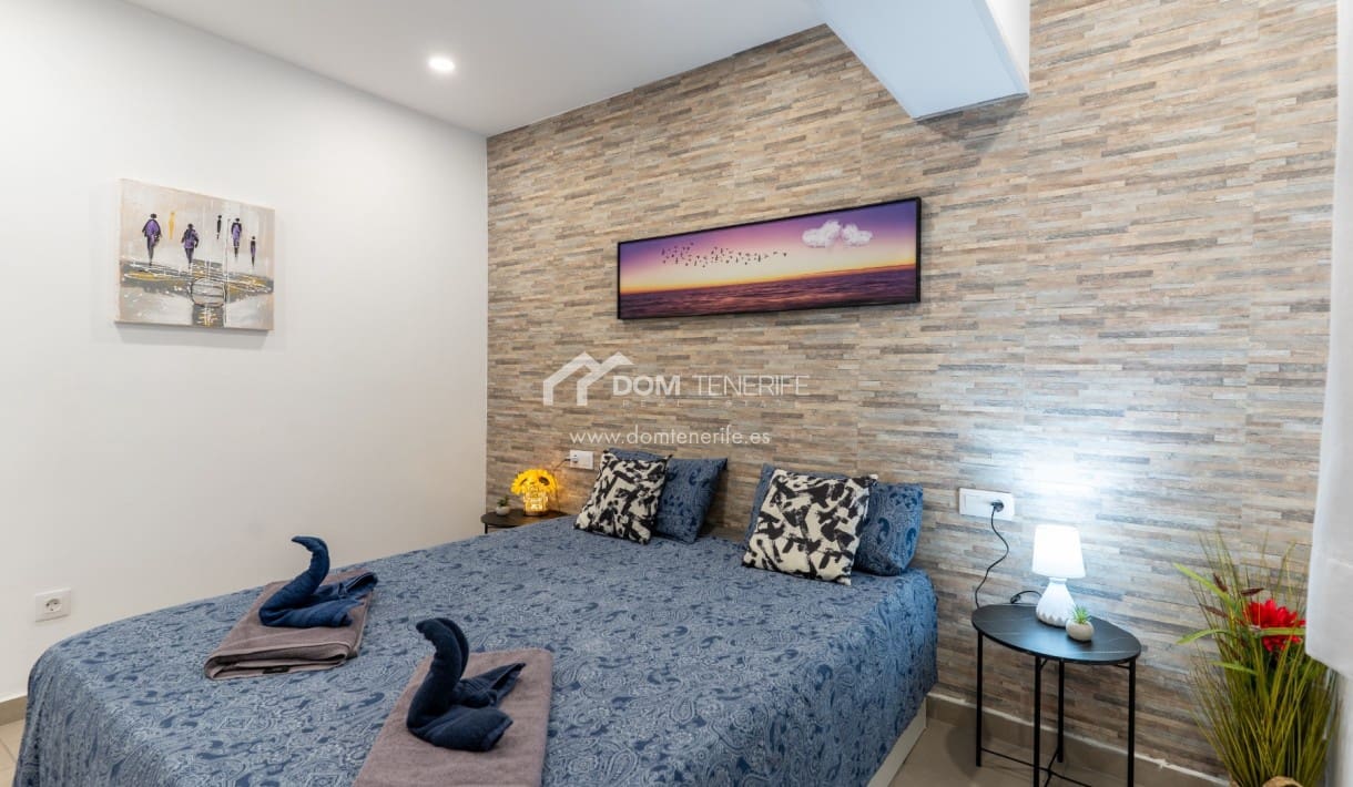 1 makuuhuone Huoneisto myytävänä paikassa Playa de las Americas - 300 000 € (Ref: 8873208)