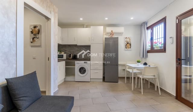 1 soveværelse Lejlighed til salg i Playa de las Americas, Arona - € 300.000 (Ref: 8873209)