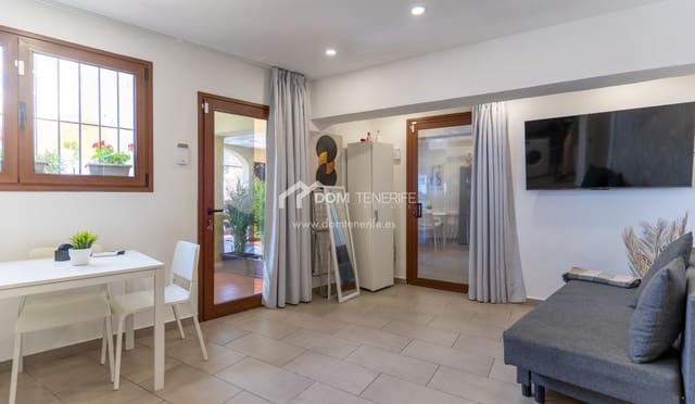 1 soveværelse Lejlighed til salg i Playa de las Americas, Arona - € 300.000 (Ref: 8873209)