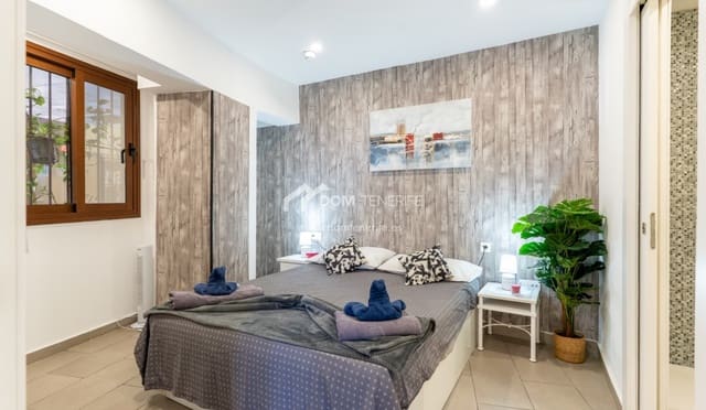 1 soveværelse Lejlighed til salg i Playa de las Americas, Arona - € 300.000 (Ref: 8873209)