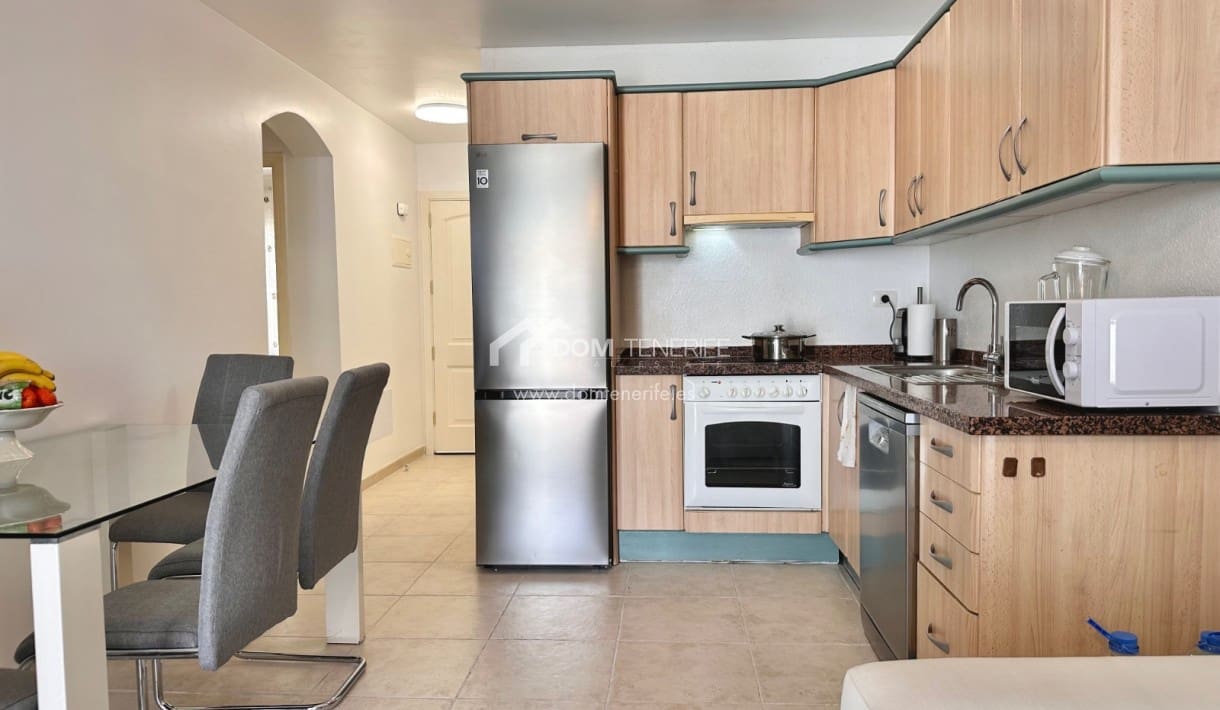 2 soveværelse Bungalow til leje i El Madronal med swimmingpool - € 1.300 (Ref: 8882180)