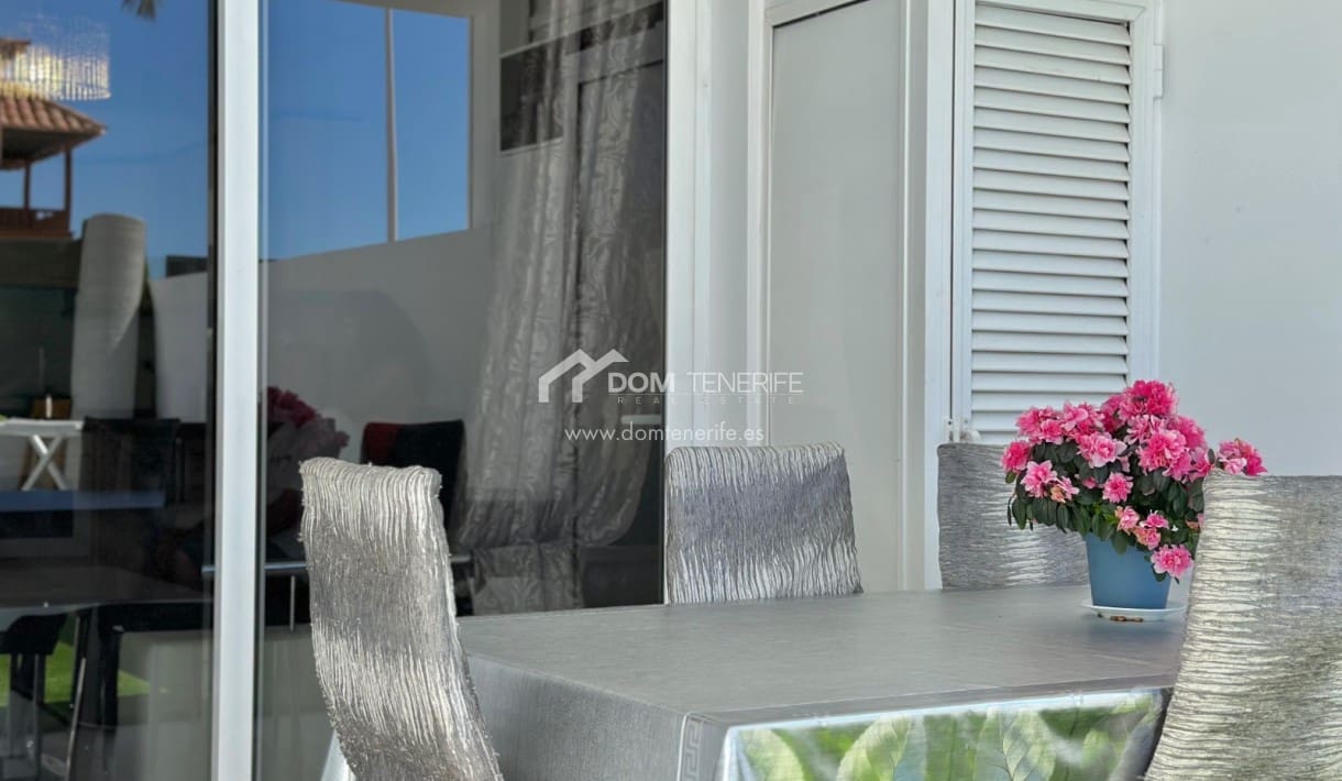 2 soveværelse Bungalow til leje i El Madronal med swimmingpool - € 1.300 (Ref: 8882180)