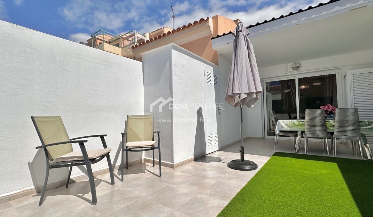 2 soveværelse Bungalow til leje i El Madronal med swimmingpool - € 1.300 (Ref: 8882180)