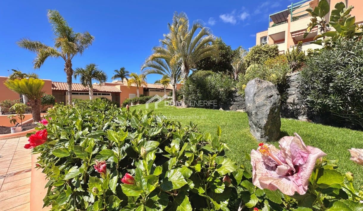 2 soveværelse Bungalow til leje i El Madronal med swimmingpool - € 1.300 (Ref: 8882180)