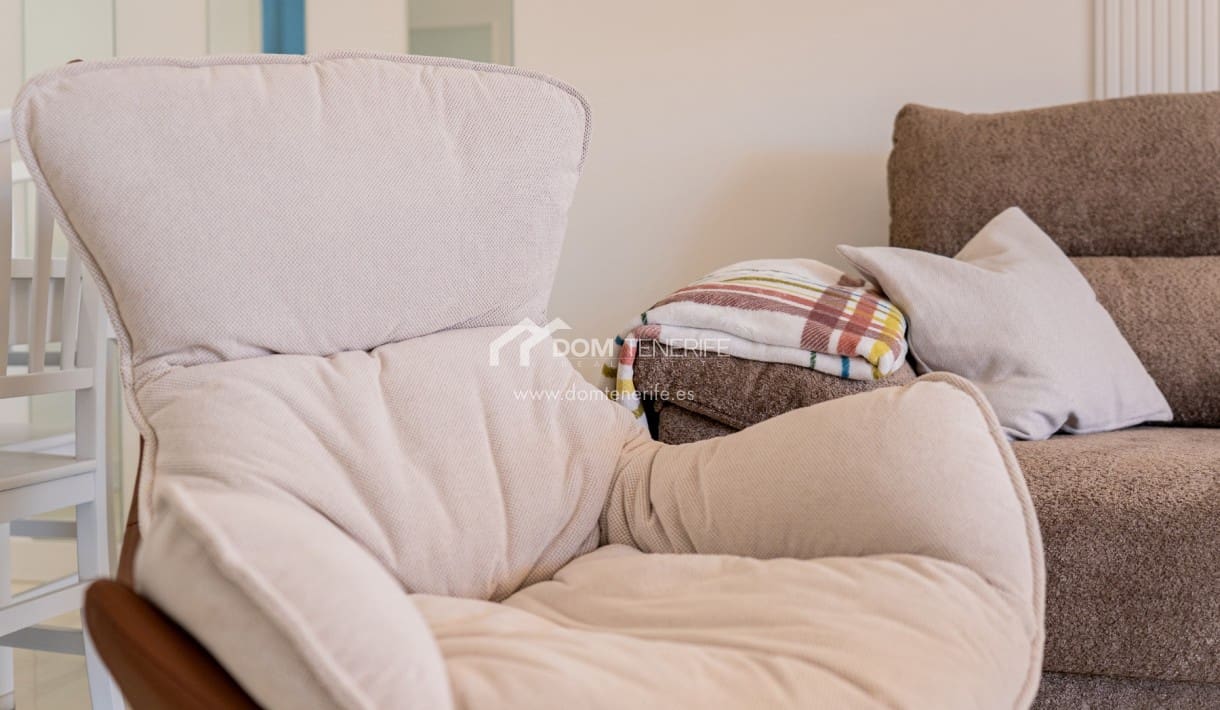 4 soveværelse Byhus til salg i Playa de las Americas med swimmingpool - € 890.000 (Ref: 8948251)