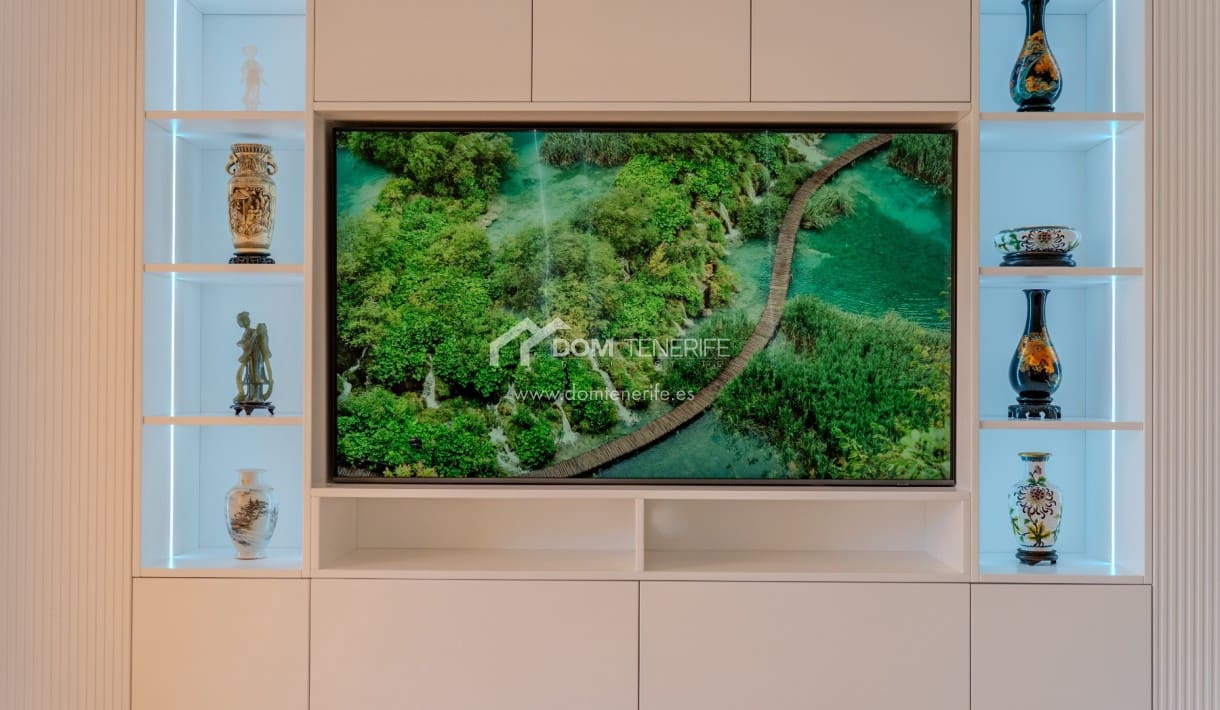 4 soveværelse Byhus til salg i Playa de las Americas med swimmingpool - € 890.000 (Ref: 8948251)