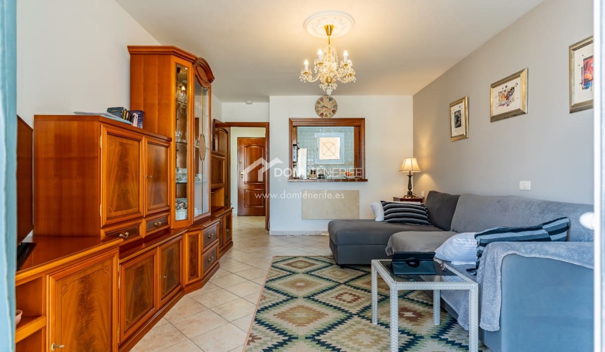 1 bedroom Apartment for sale in Los Cristianos with pool - € 310,000 (Ref: 8983404)